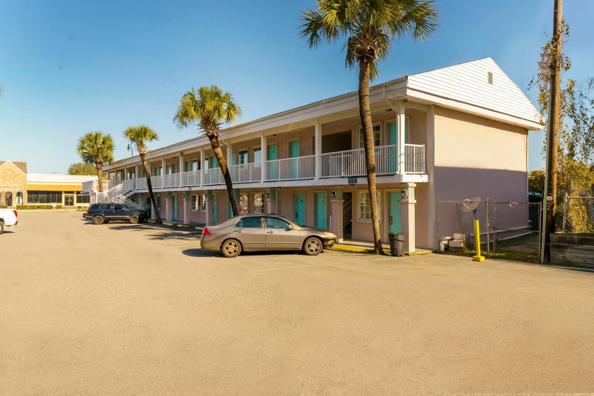 Oyo Hotel Myrtle Beach Kings Hwy Εξωτερικό φωτογραφία